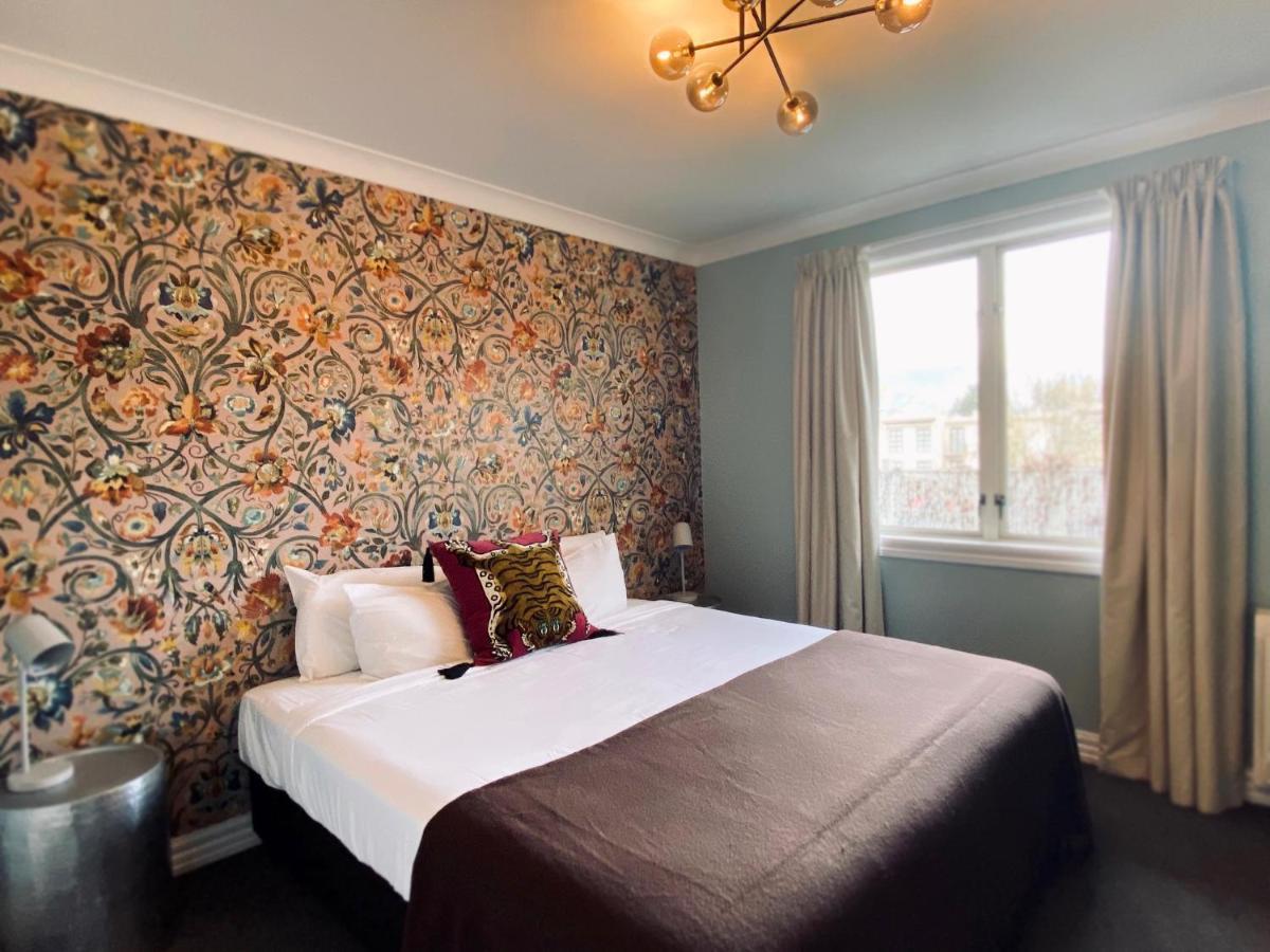 The Dairy Private Hotel By Naumi Hotels كوينستاون المظهر الخارجي الصورة