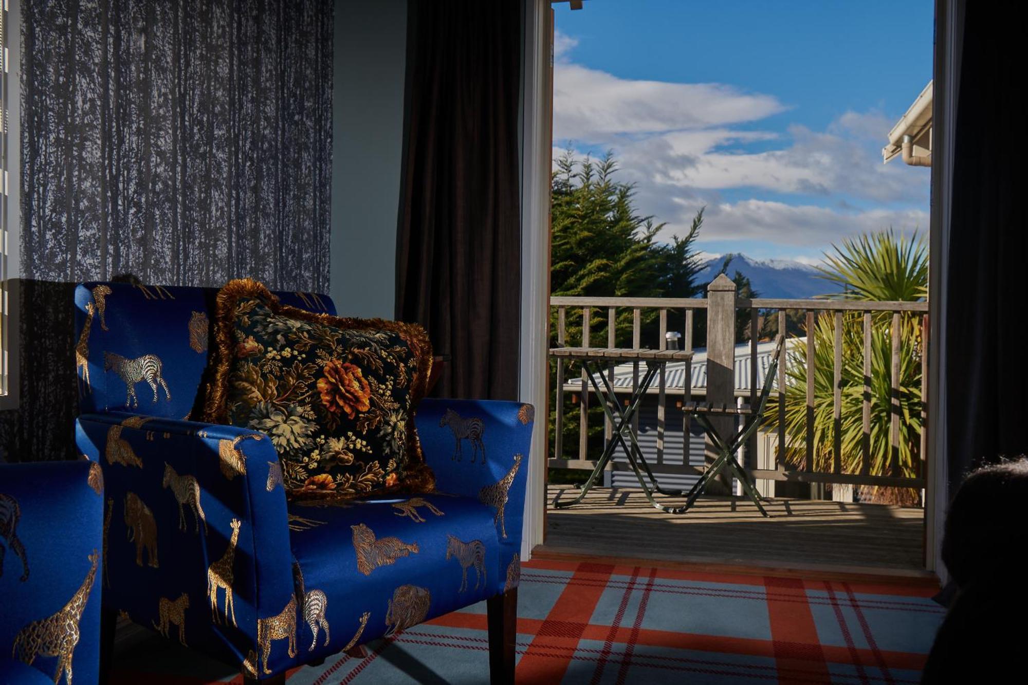 The Dairy Private Hotel By Naumi Hotels كوينستاون المظهر الخارجي الصورة